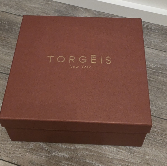 NWT Fuscia Women's Cassava Heels - Picture 9 of 14